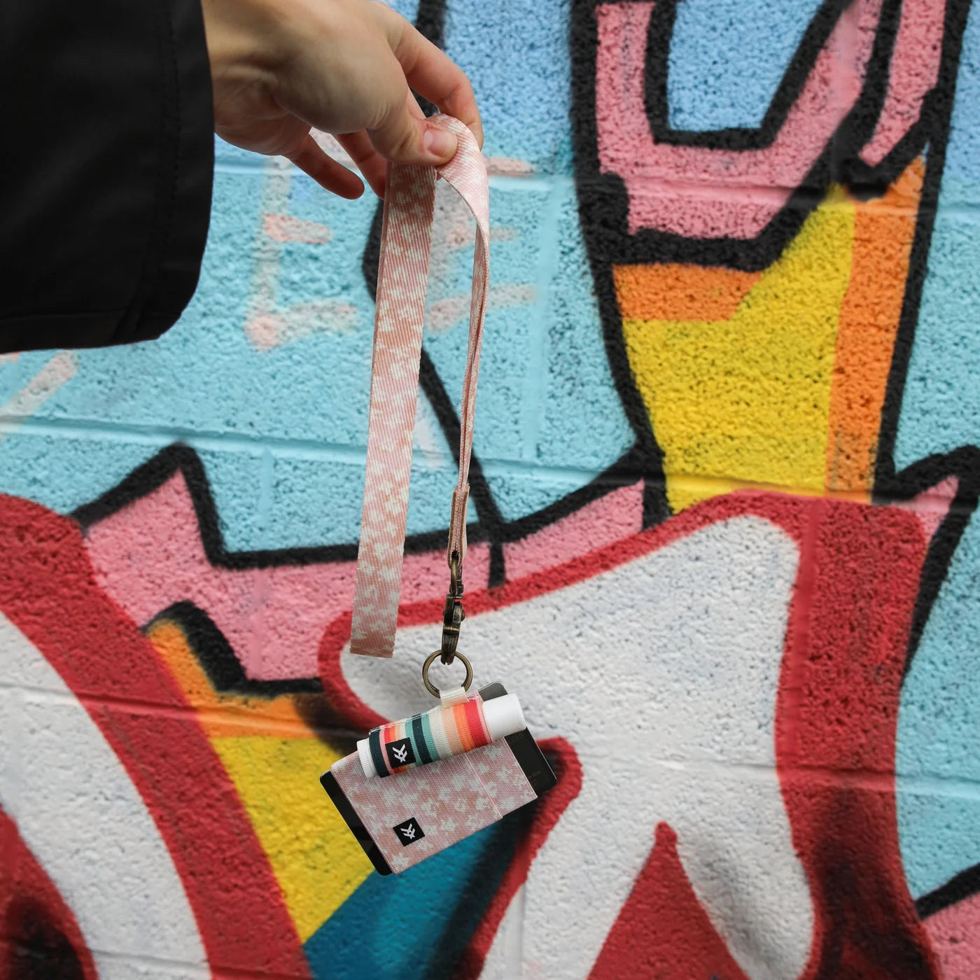 Thread Lip Balm Holder