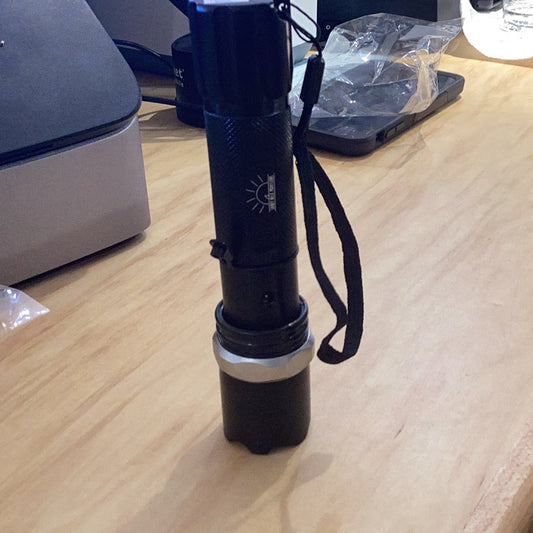 Reliant Aluminum Waterproof Flashlight on white background